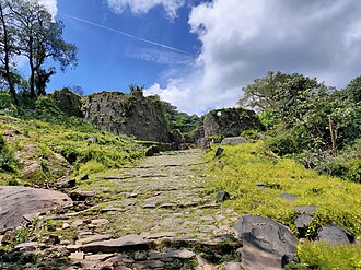 Kavaledurga Fort Entrance.jpg — SidhardhRamesh, CC BY-SA 4.0, via Wikimedia Commons